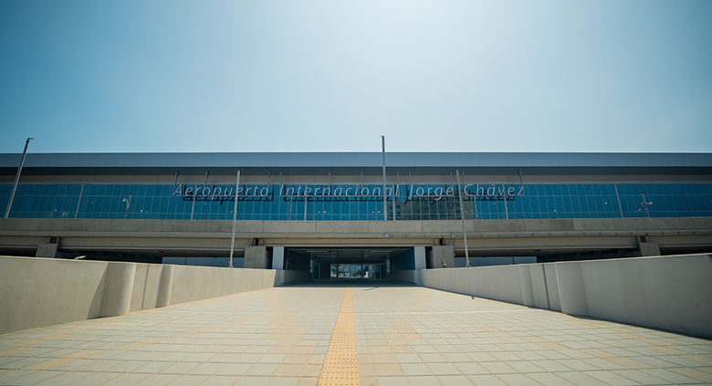 Lima Airport's digital wayfinding